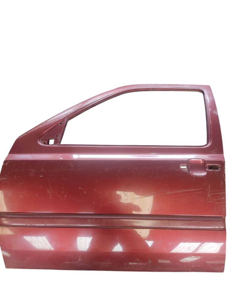Porta Dianteira Esquerda Volkswagen Golf 96 Com Detalhes 1