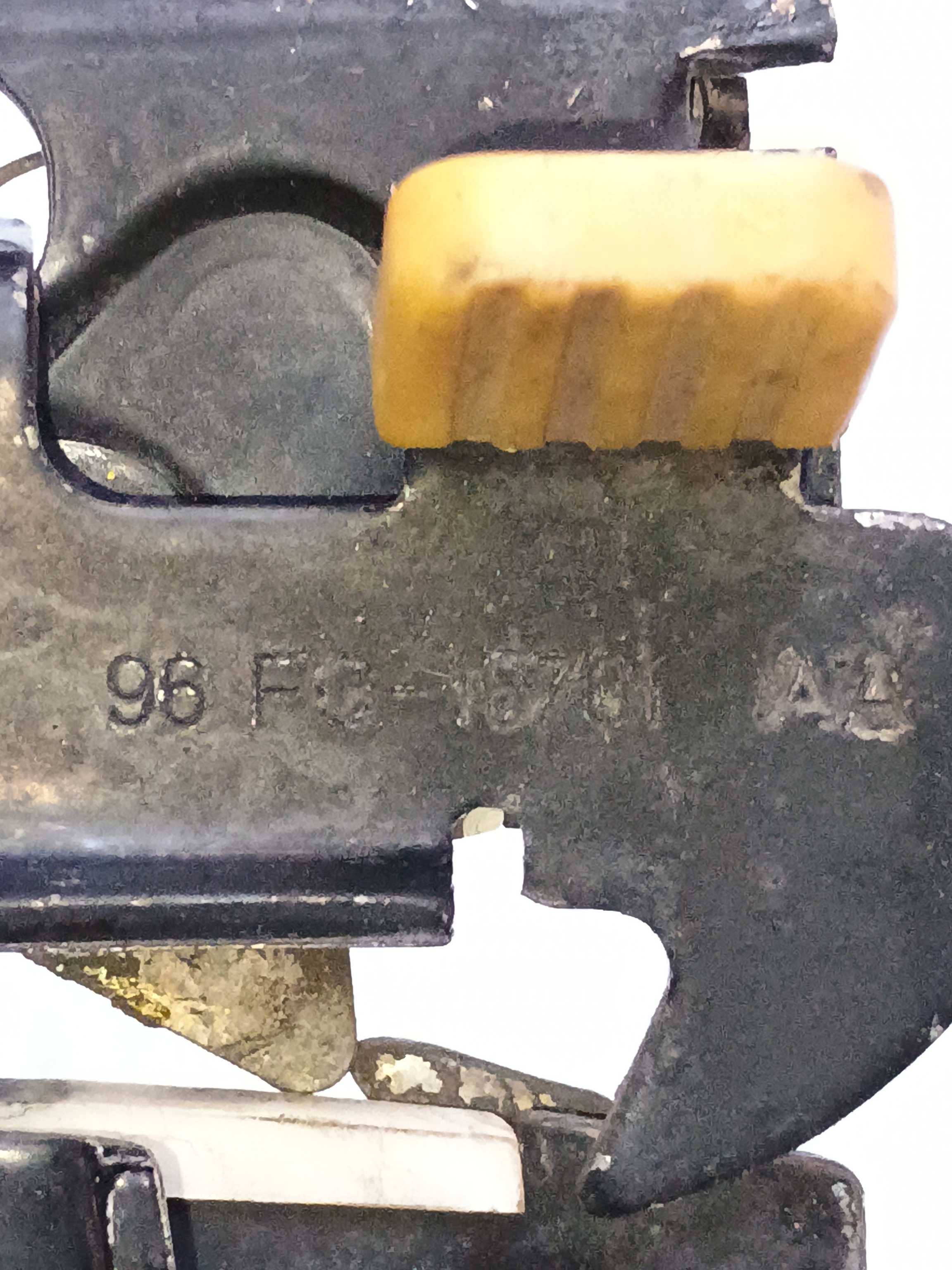 Fechadura Capô Ford Fiesta 1997 96fg16701aa 3