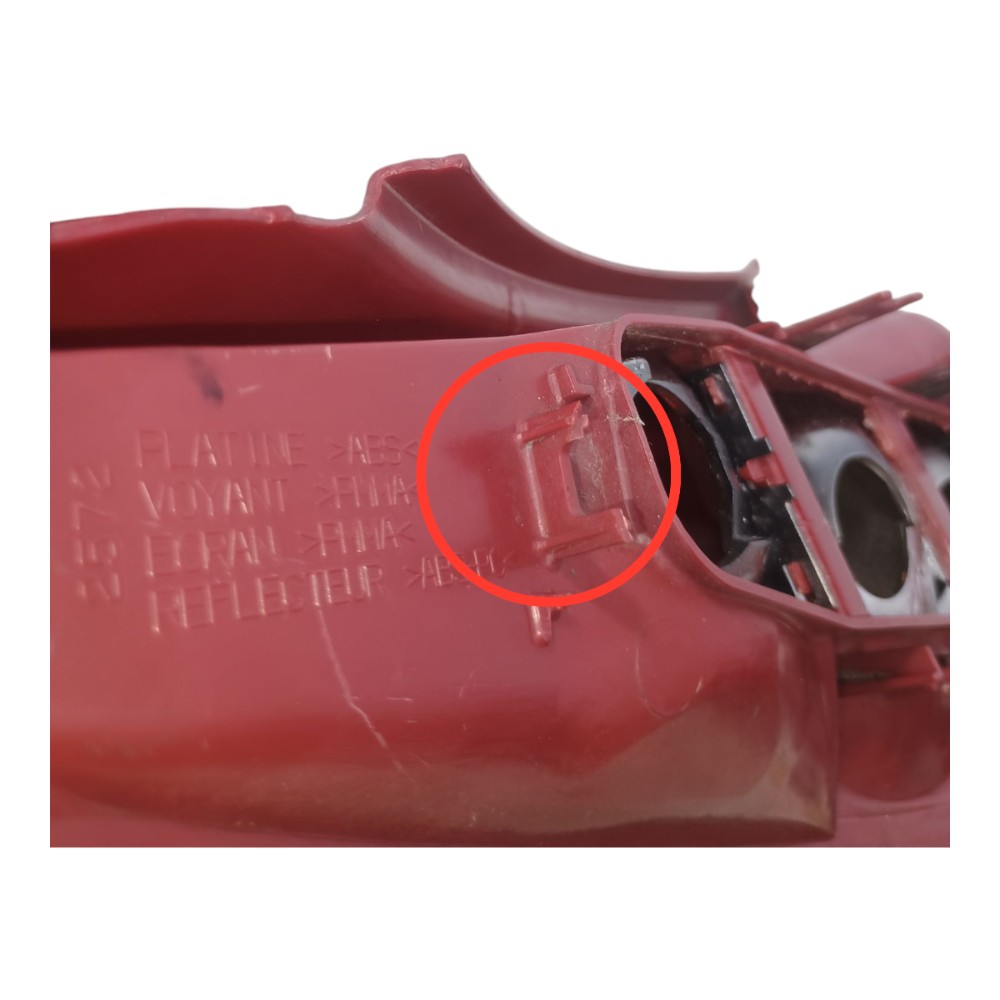 Lanterna Traseira Direita Citroen C3 2003 À 2012 *detalhes  Direito/passageiro 8