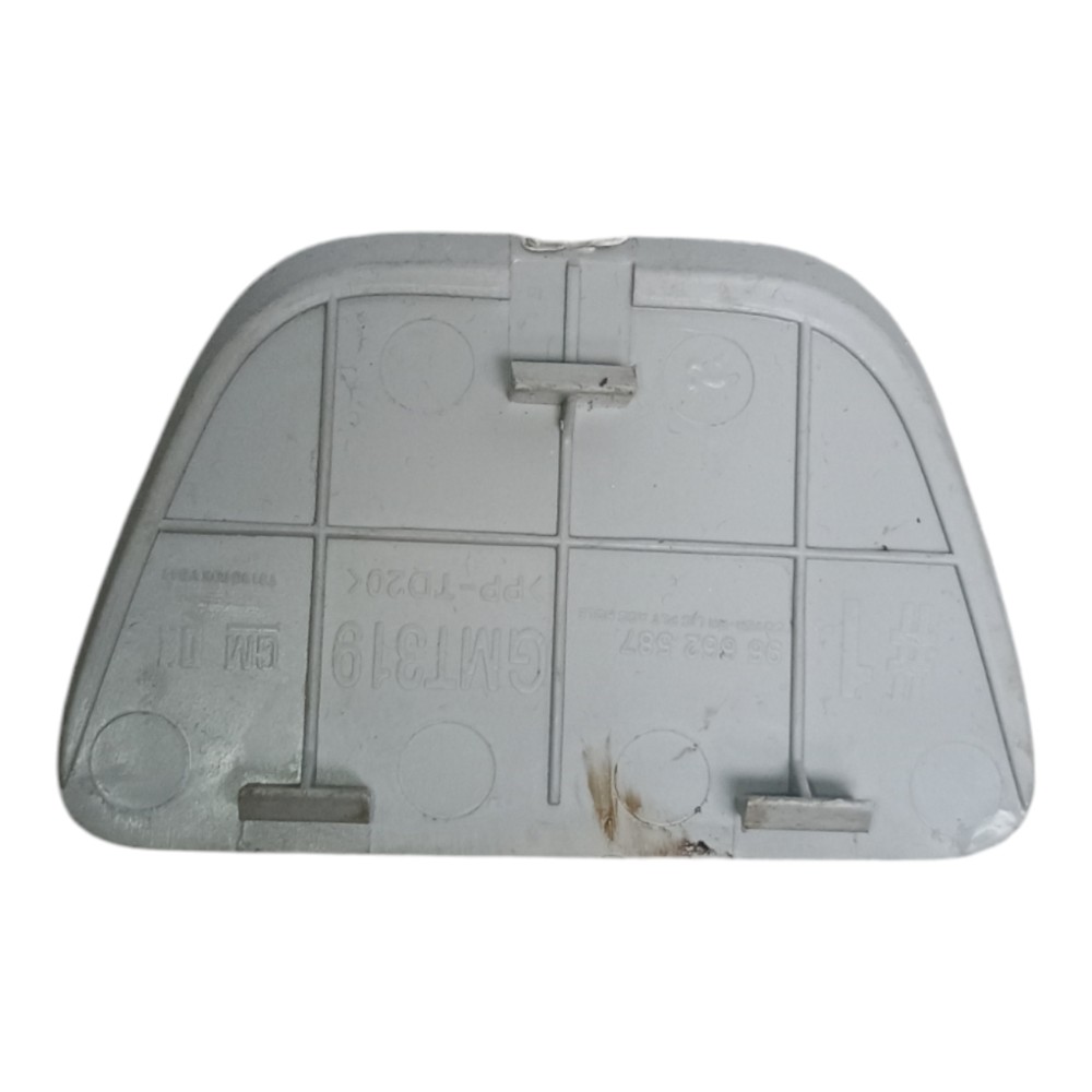 Protetor Parafuso Porta Malas Gm Captiva 2008 3