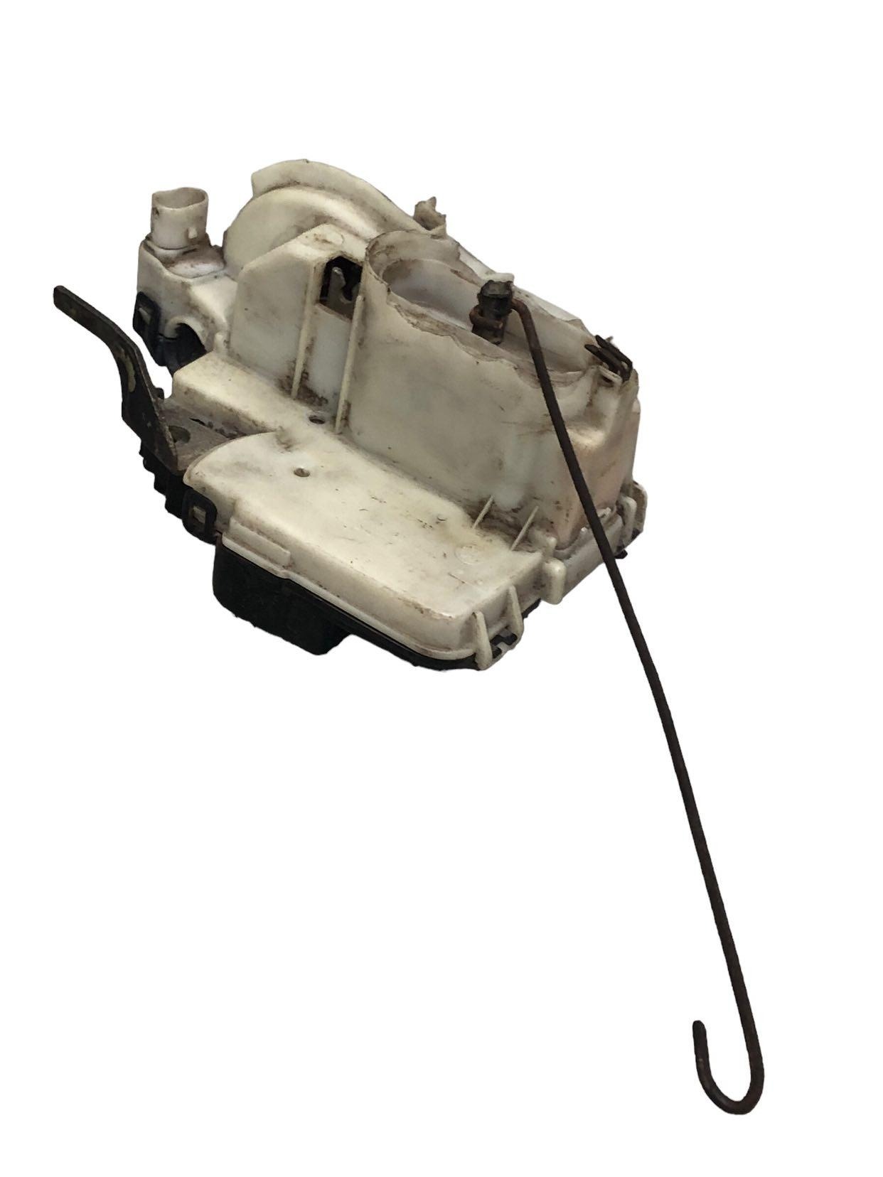 Fechadura Dianteira Direita vw Golf 1996 1