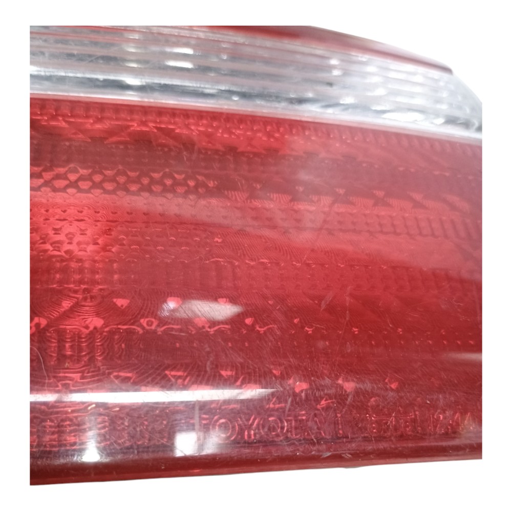 Lanterna Tampa Traseira Direita Toyota Corolla 1998 À 2002 5