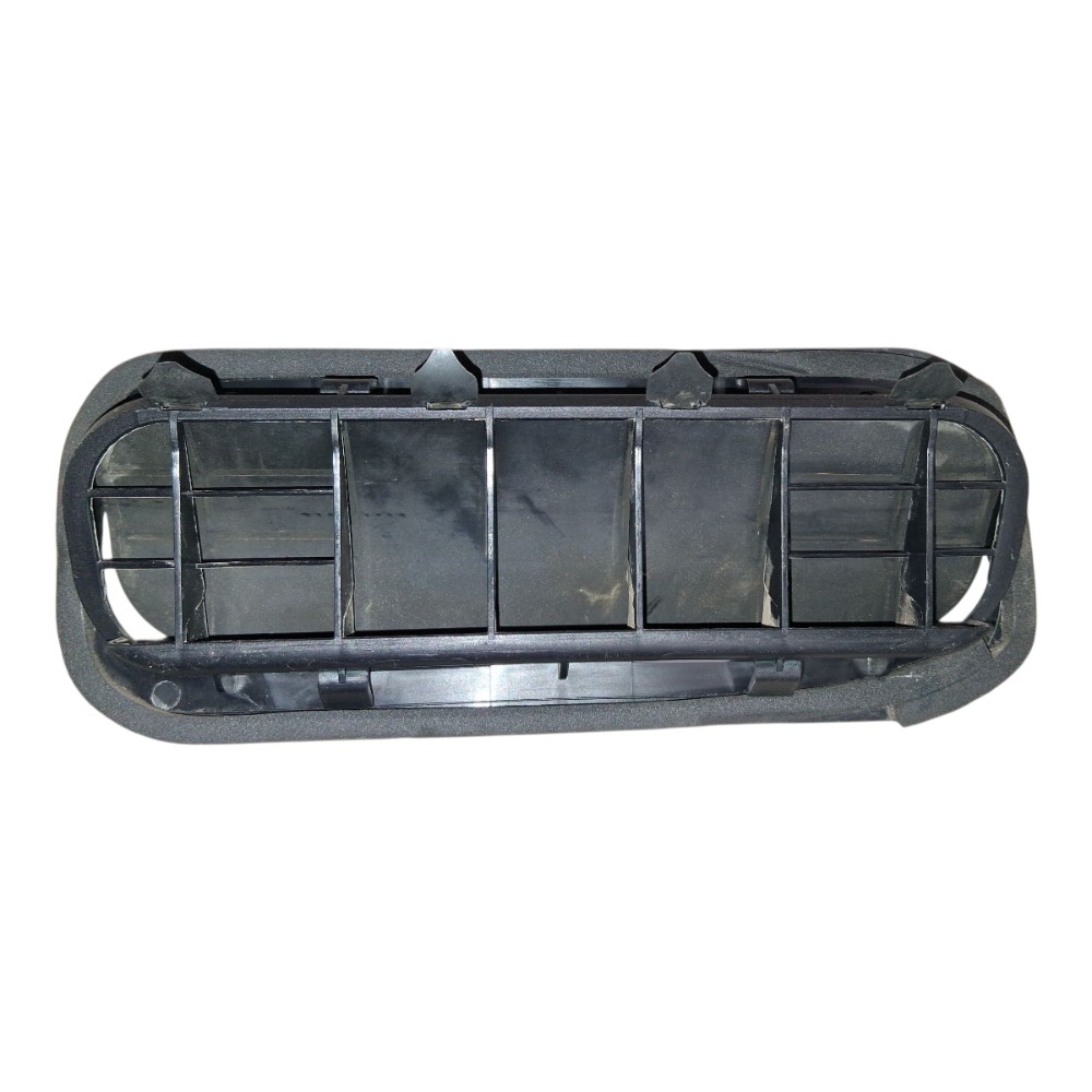 Difusor Saída Ar Porta Malas Toyota Yaris SD 2021 629400D190 2