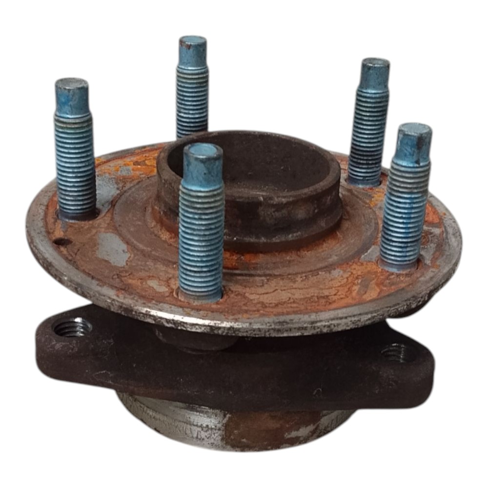 Cubo Roda Dianteiro Direito Chevrolet Tracker 202