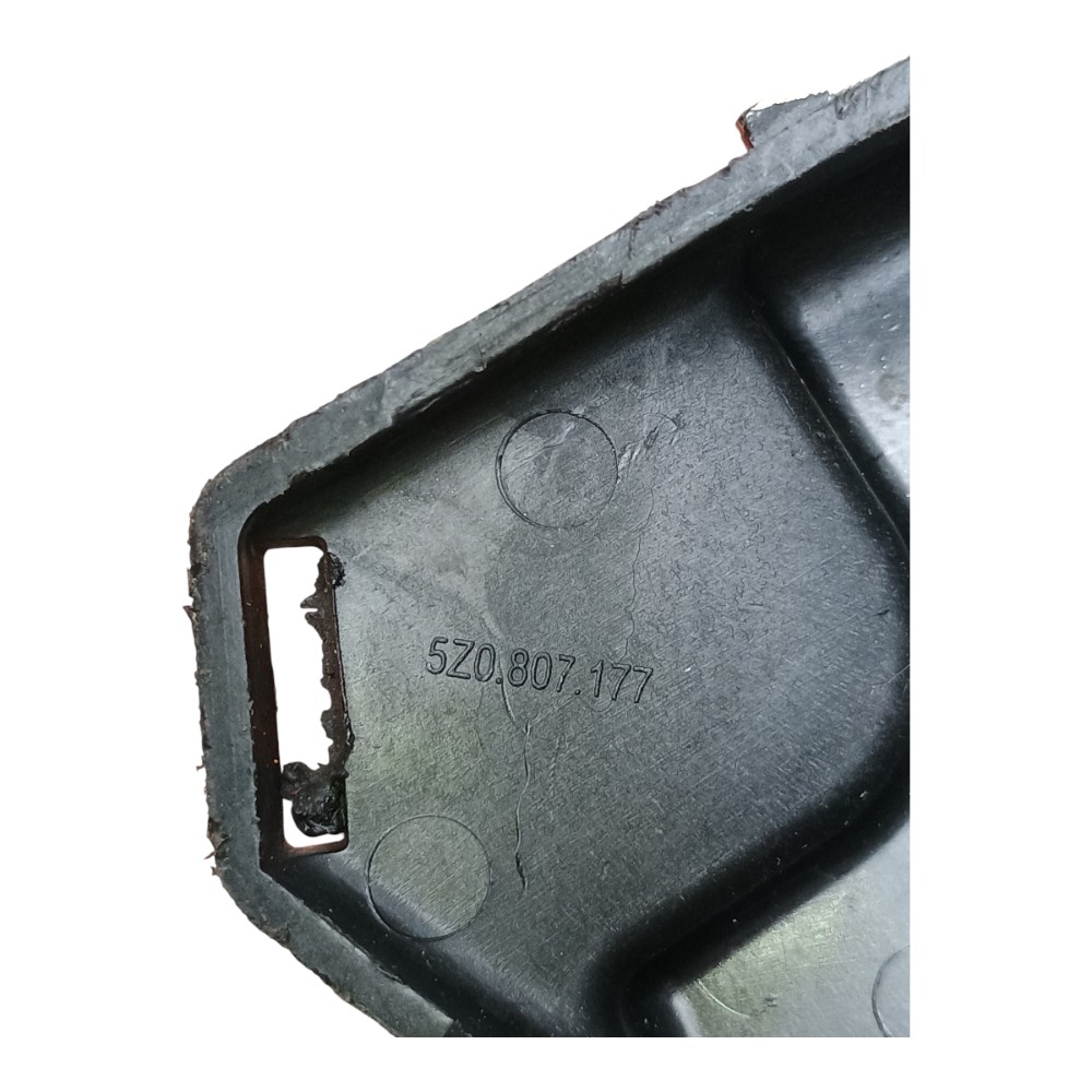 Guia Parachoque Diant Esq Vw Fox Crossfox 2003/09 *detalhe 4