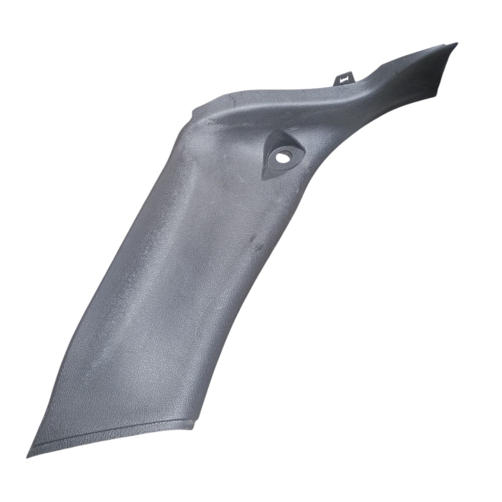 Moldura Acabamento Coluna Traseira Direita Peugeot 206 2003 2