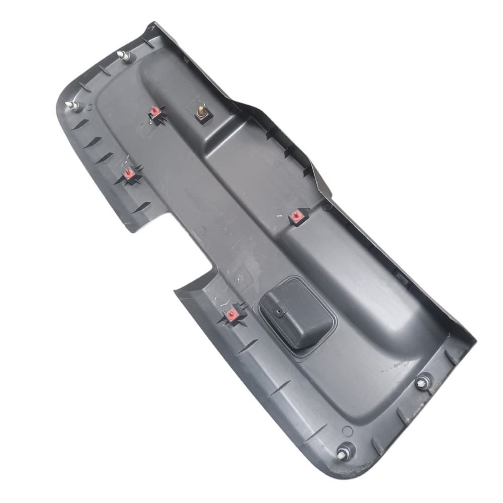 Acabamento Porta Malas Fiat Punto Attractive 2012 *detalhes Preto 2