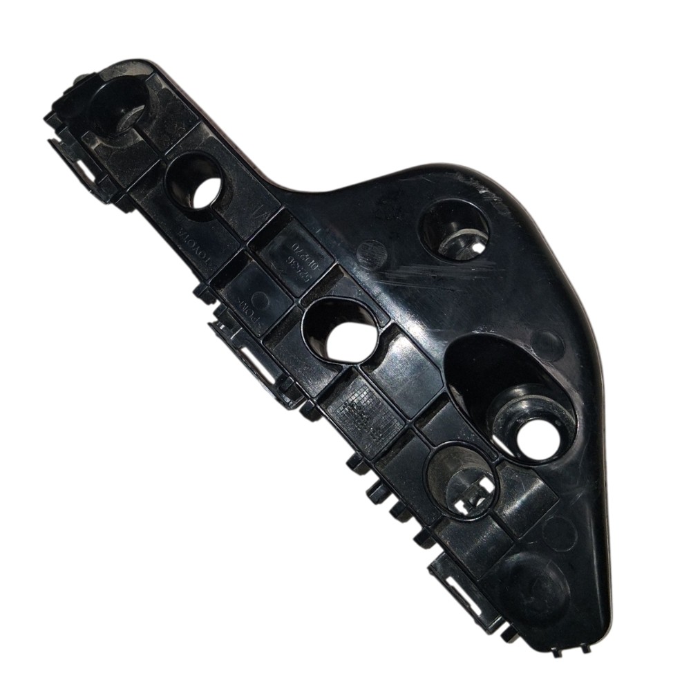 Guia Parachoque Dianteiro Esquerdo Toyota Yaris Sd 2021 1