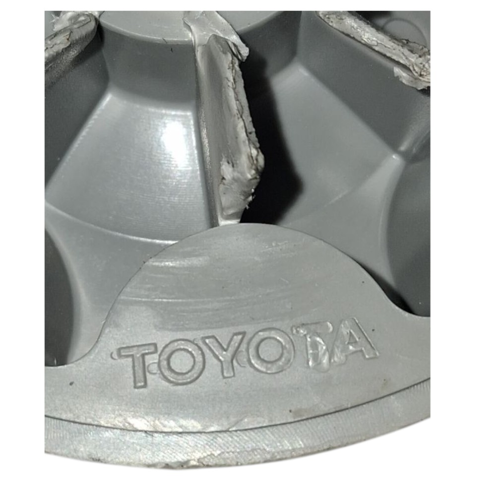 parafuso trava fixação estepe Toyota Yaris SD 2021 *detalhe 6