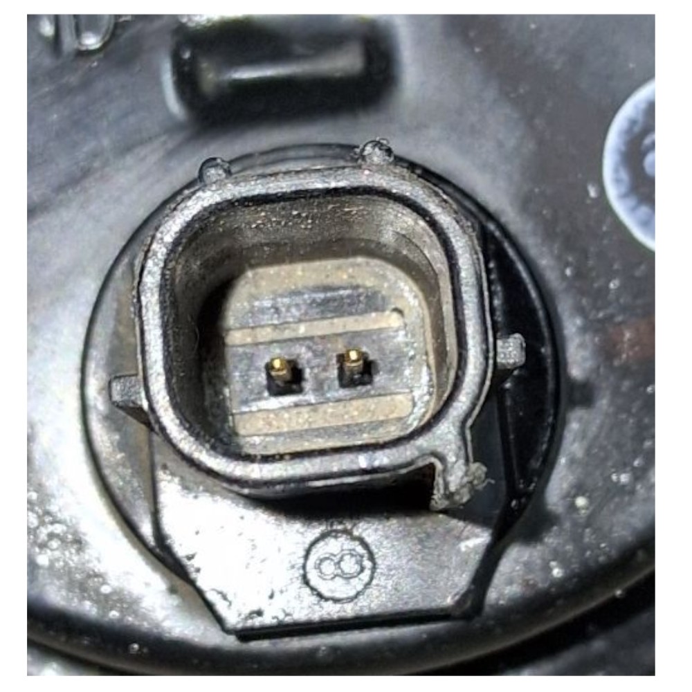 Cubo roda traseira esquerda Toyota Yaris SD 2021 7