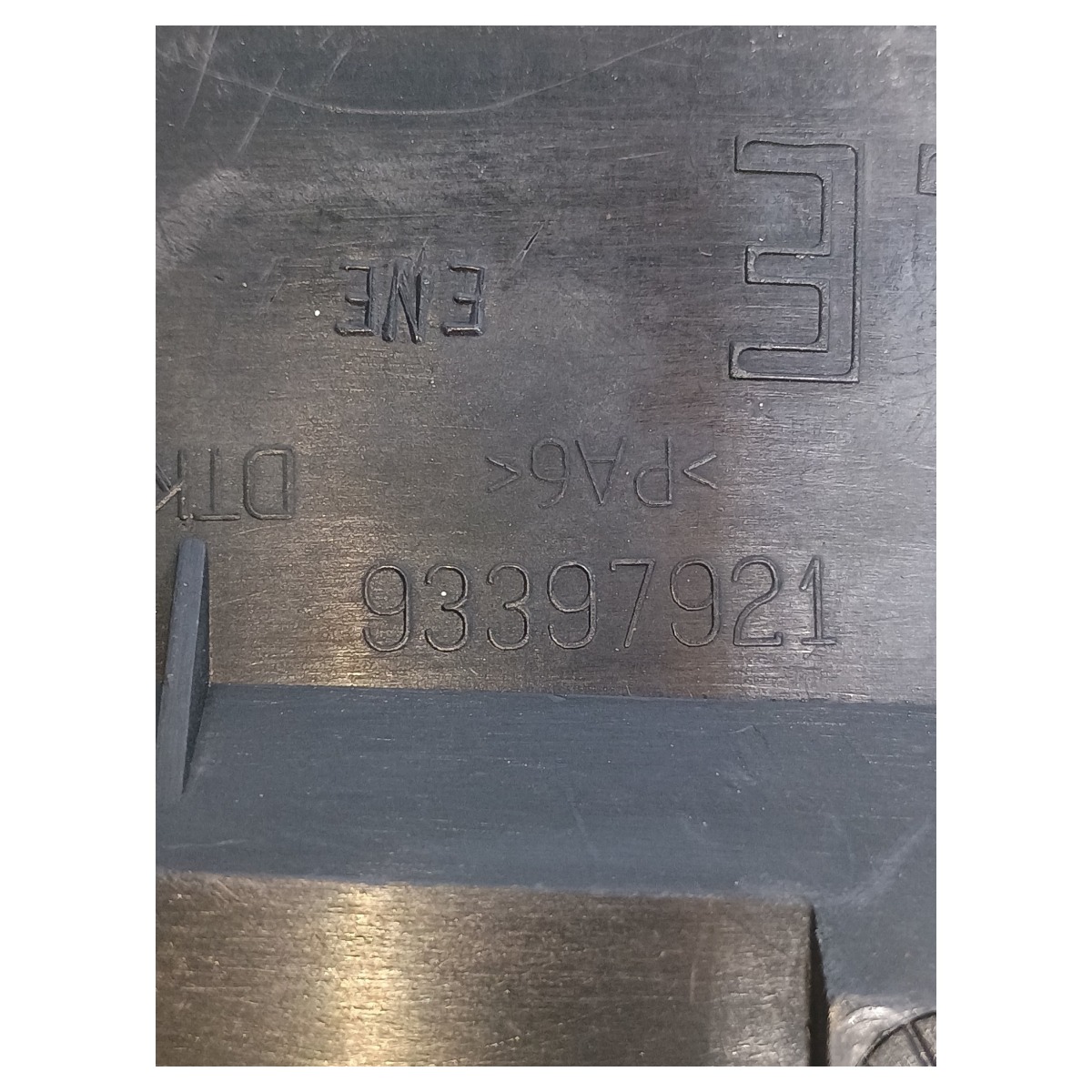 Guia Parachoque Dianteiro Gm Classic Corsa 1995 A 2010 4