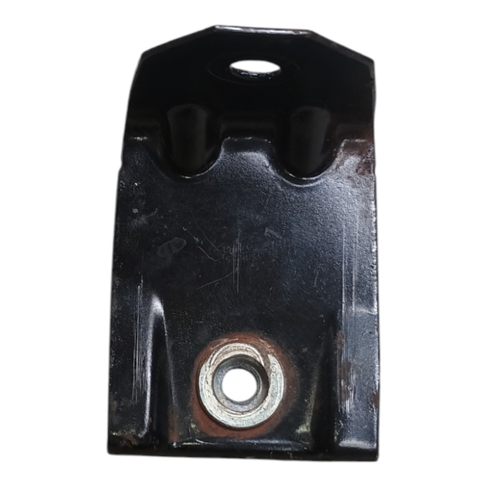 Suporte Forro Porta Dianteira Direita Fiat Strada 2023 3