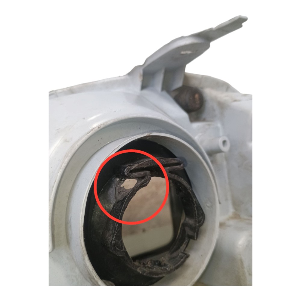 Farol Direito Gm Corsa 1995 À 2000 *detalhes  Direito/passageiro 7