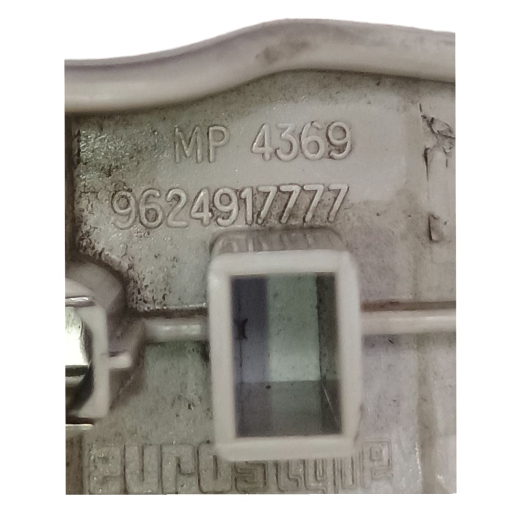 Acabamento ajuste cinto segurança Citroen Xsara 1998 à 2003 4