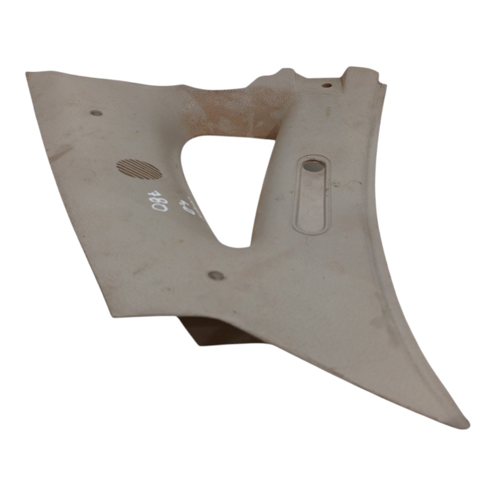 Moldura Coluna Traseira Direita Gm Corsa 2000 2001 A 2012 1