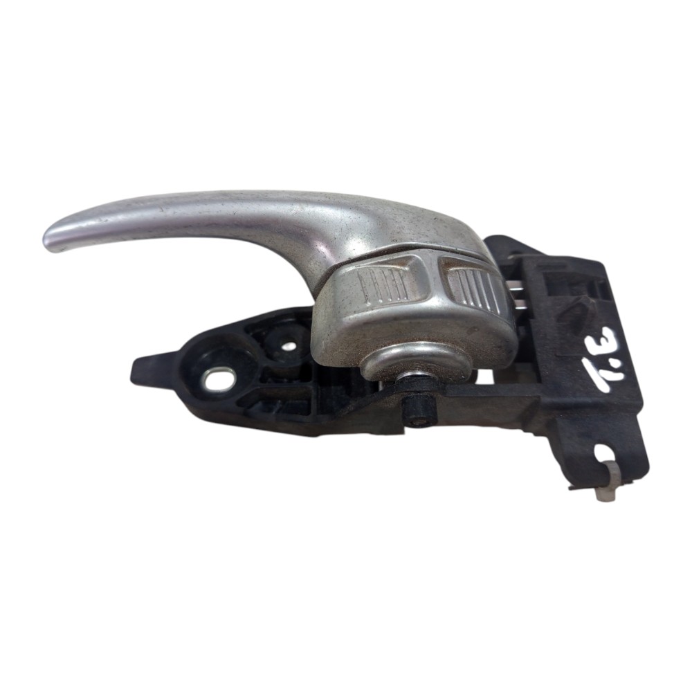 Maçaneta Interna Esq Jeep Renegade 2015 2016 2017 18 A 2021 Prata Dianteira/traseira 8
