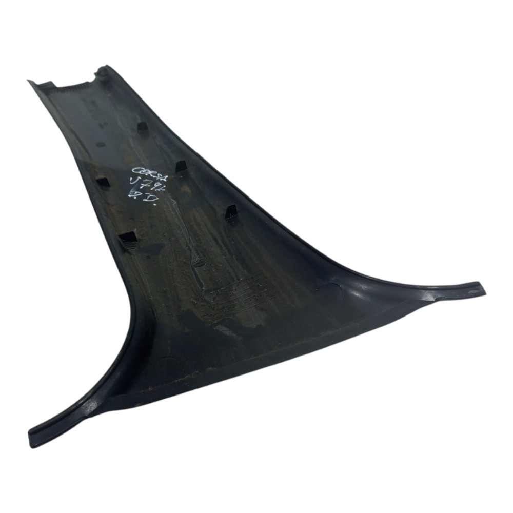 Moldura Coluna Centro Direito Gm Corsa 1994 1995 1996 A 2010 6