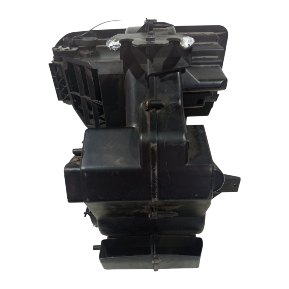 Caixa Ventilação Interna Ar Quente Gm Celta 2001 A 2010