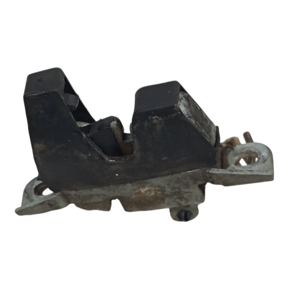 Fechadura Trava Traseira Porta Mala Vw Gol 2000 2001 A 2005 4