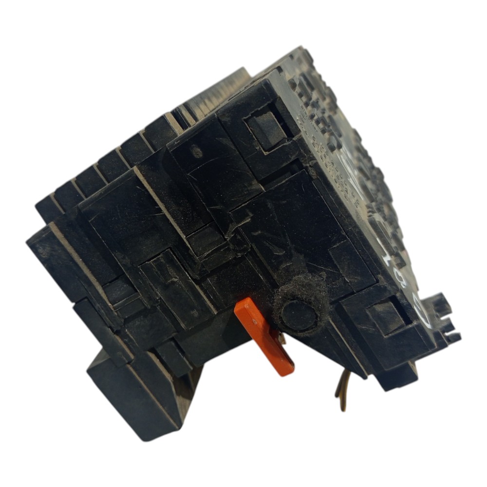 Caixa Fusíveis Relê Vw Gol G3 1.0 1999 2000 2001 2002 A 2005 3