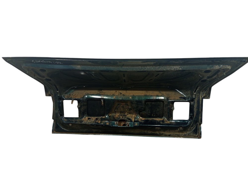 Capo Tampa Traseira Porta Malas Vw Santana 1990/2006 Avaria 6