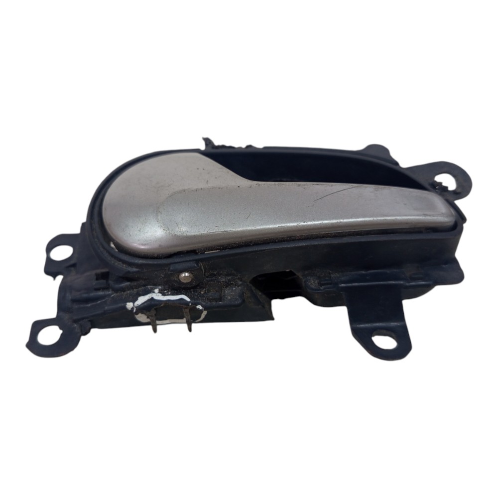 Maçaneta Interna Dianteira Esq Vw Up 2014 2015 A 2021 Avaria Preto Dianteira 1