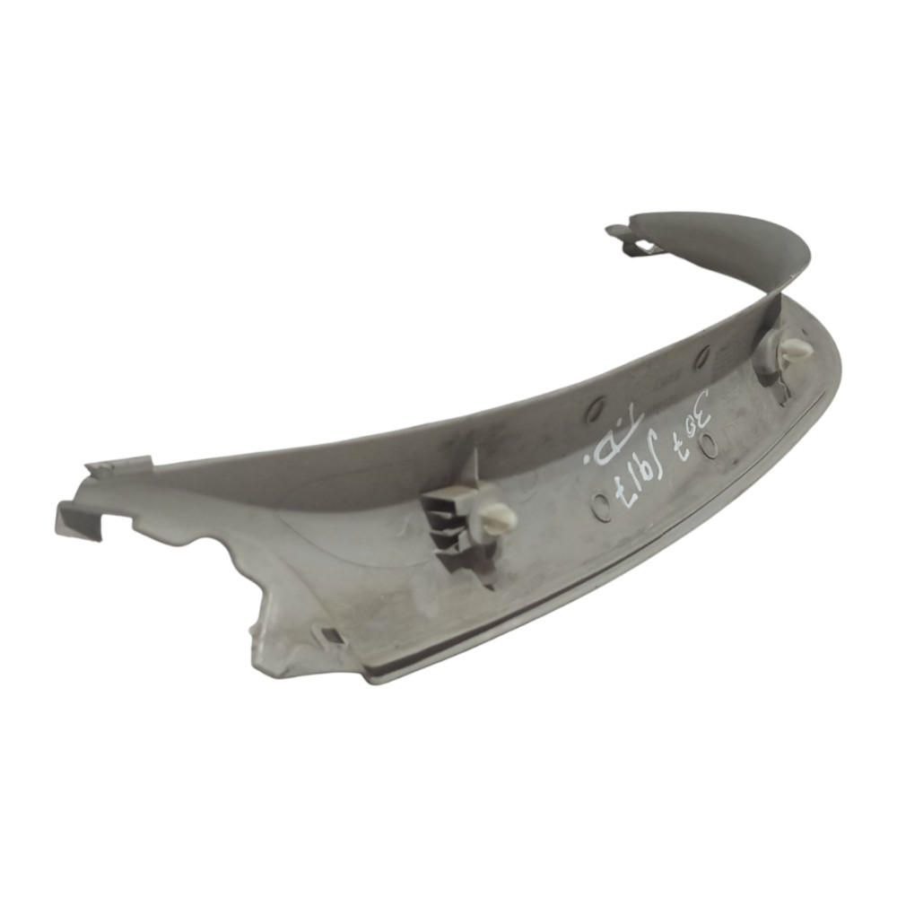 Acabamento Direito Vidro Porta Malas Peugeot 307 2001 A 2008 6