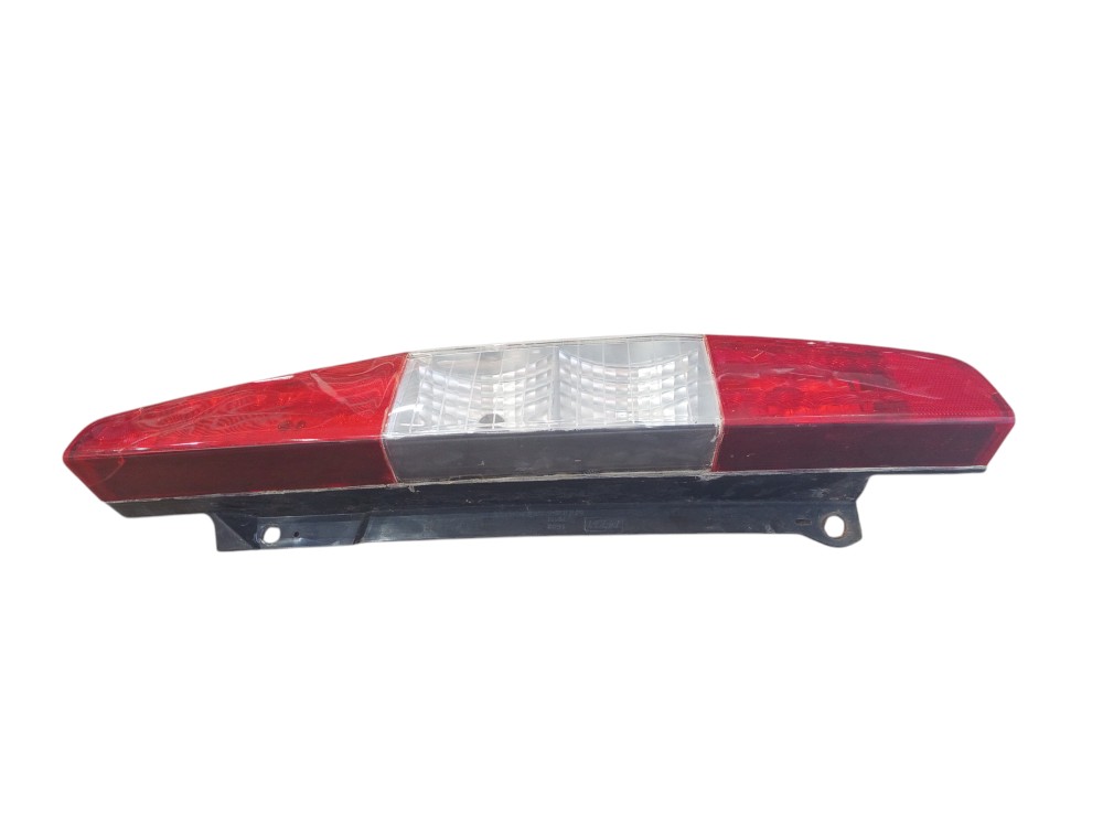 Lanterna Traseira Direita Fiat Doblô 2003 2004 2005 A 2011 Direito/passageiro 2