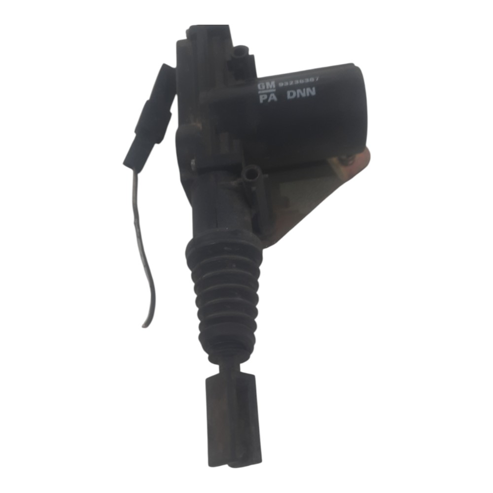 Trava Eletrica Porta Malas Chevrolet Gm Vectra 1997 A 2005 4