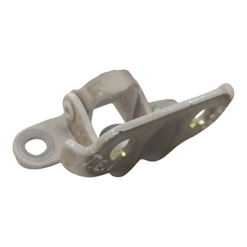Dobradiça Porta Tras Esquerda Chevrolet Sonic 2012 A 2014 4