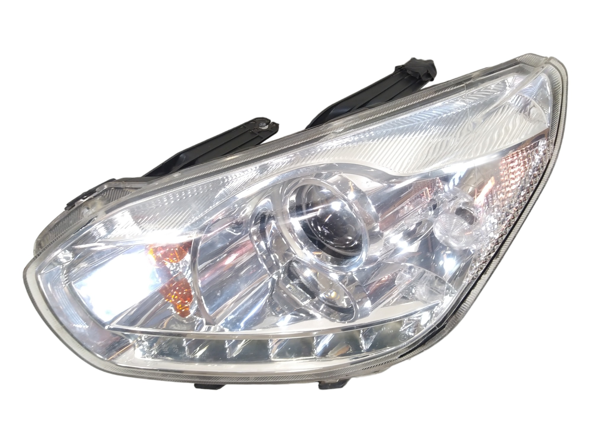 Farol Dianteiro Esquerdo Caoa Chery Tiggo 2014 A 2015 8