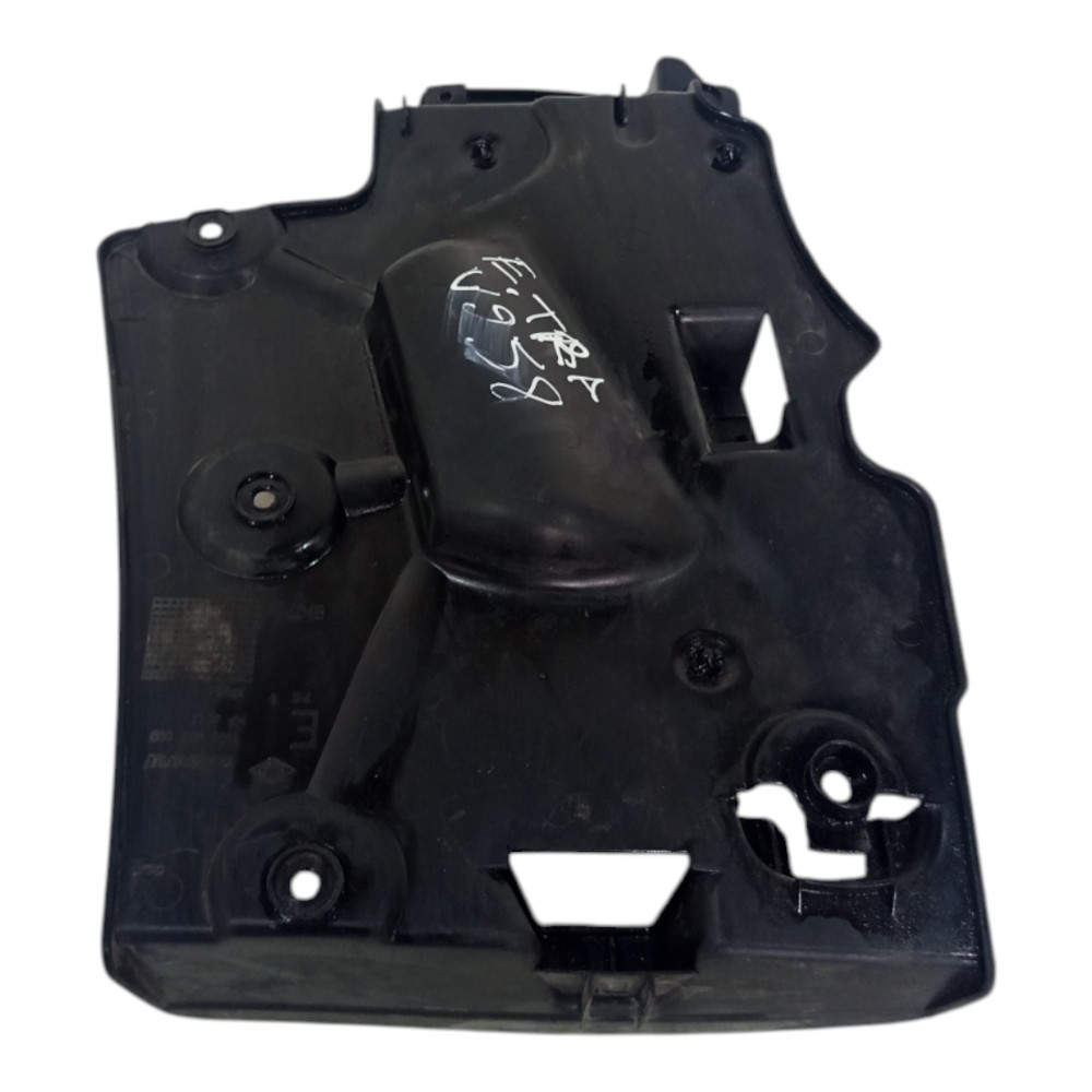 Moldura Porta Malas Esquerdo Renault Clio 2006 A 2012 7