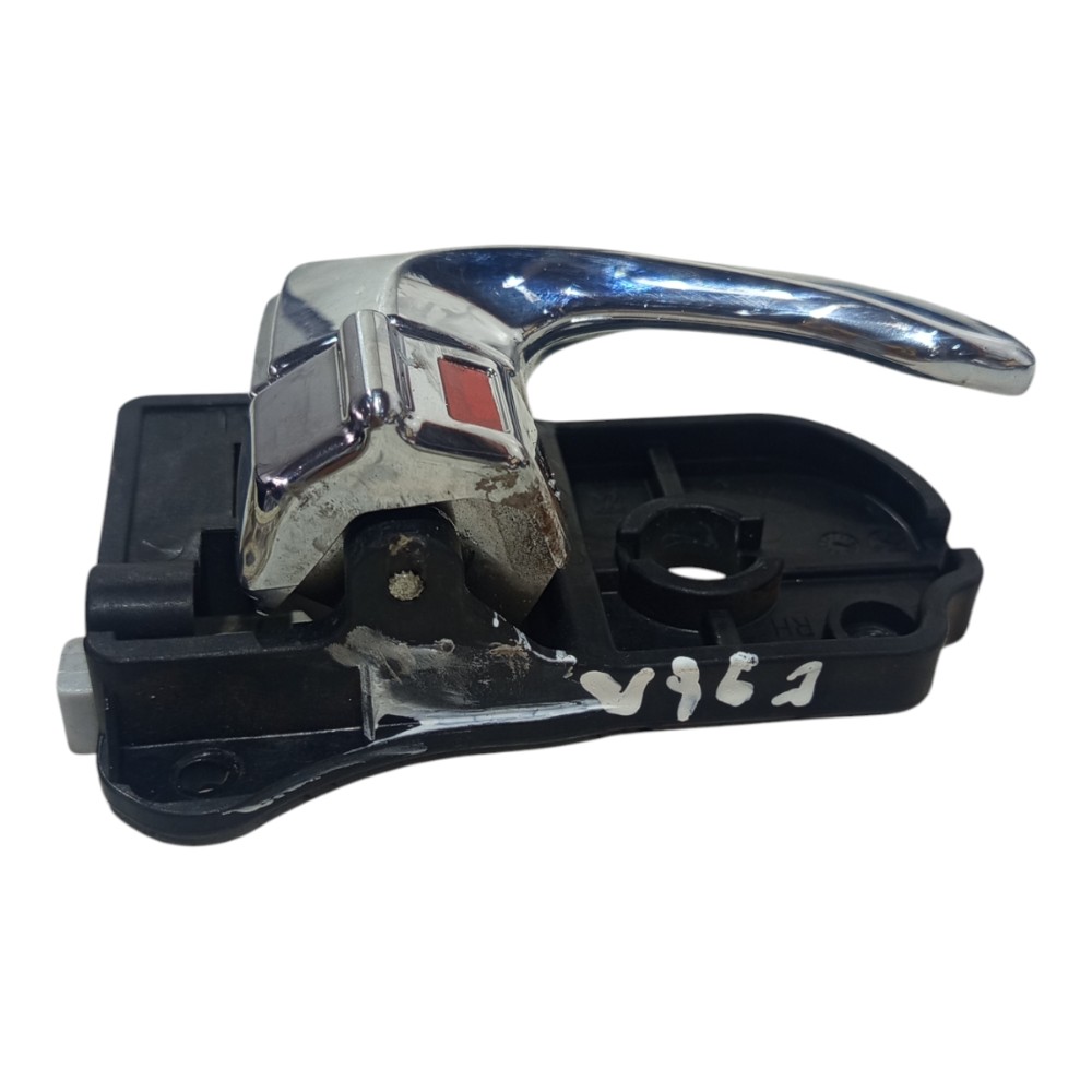 Maçaneta Interna Direita Cromada Hyundai Azera 2007 A 2012 1