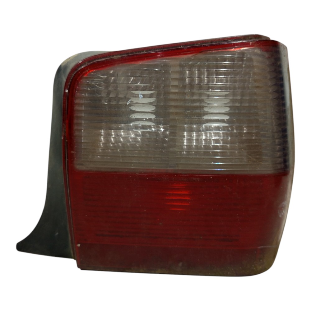 Lanterna Traseira Direito Fiat Uno Mille 2004 A 2010 5173806 Direito/passageiro Vermelho E Branco 2