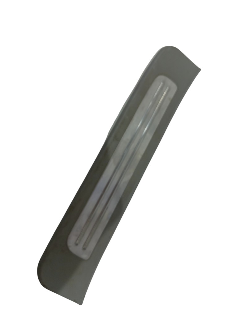 Moldura Inferior Traseira Esquerda Hyundai Santafe 2006 2013 5