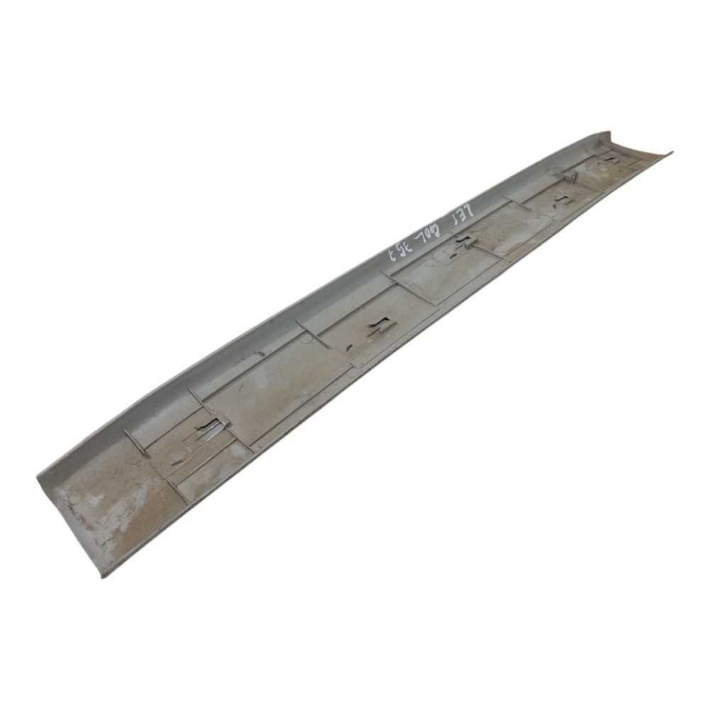 Moldura Traseira Teto Volkswagen Gol G4 2005 2006 2007 2008 3