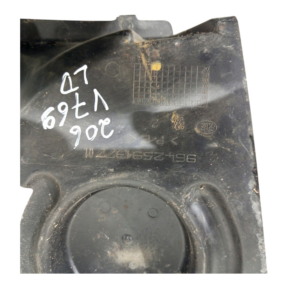 Protetor Capa Farol Milha Peugeot 206 1999 2000 2001 A 2004 Preto 2