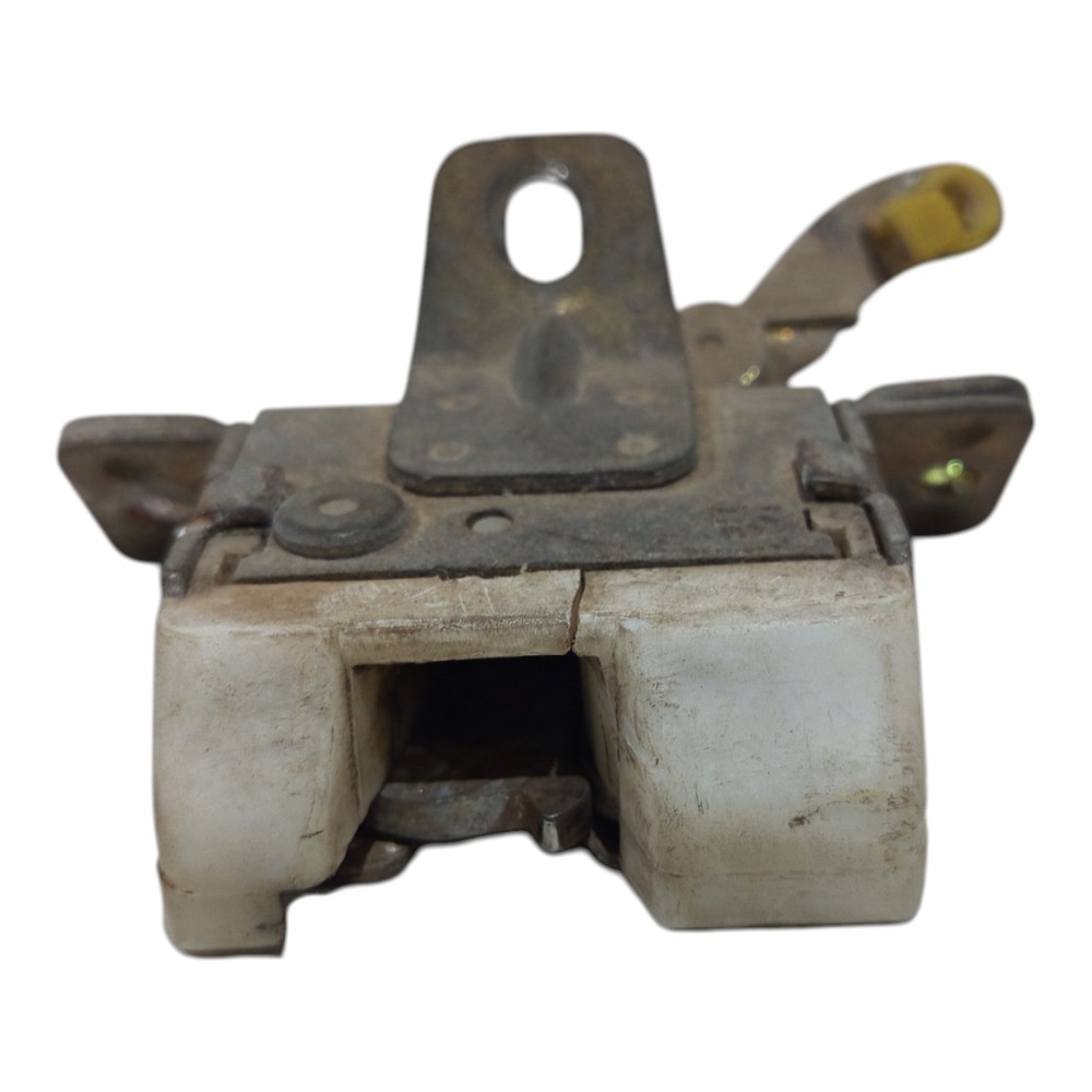 Tranca Trava Porta Malas Gm Chevrolet Corsa 1996 1997 A 2002 5