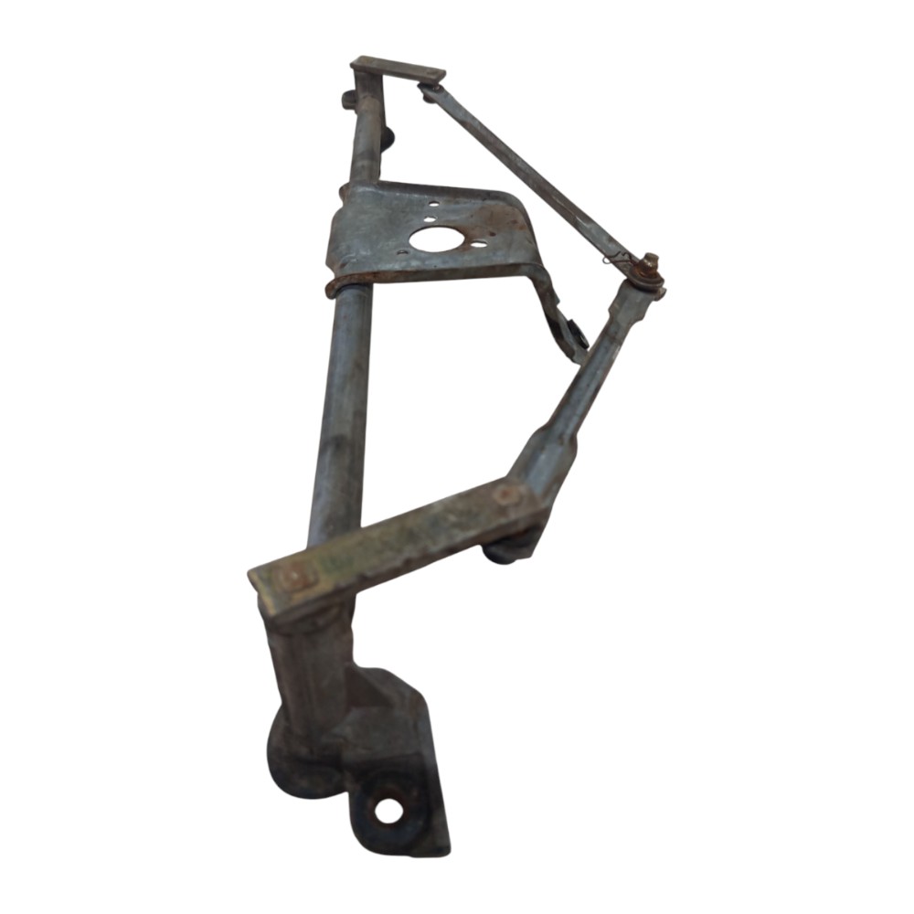 Galhada Grade Limpador Para-brisa Vw Golf 1995 A 1998 4