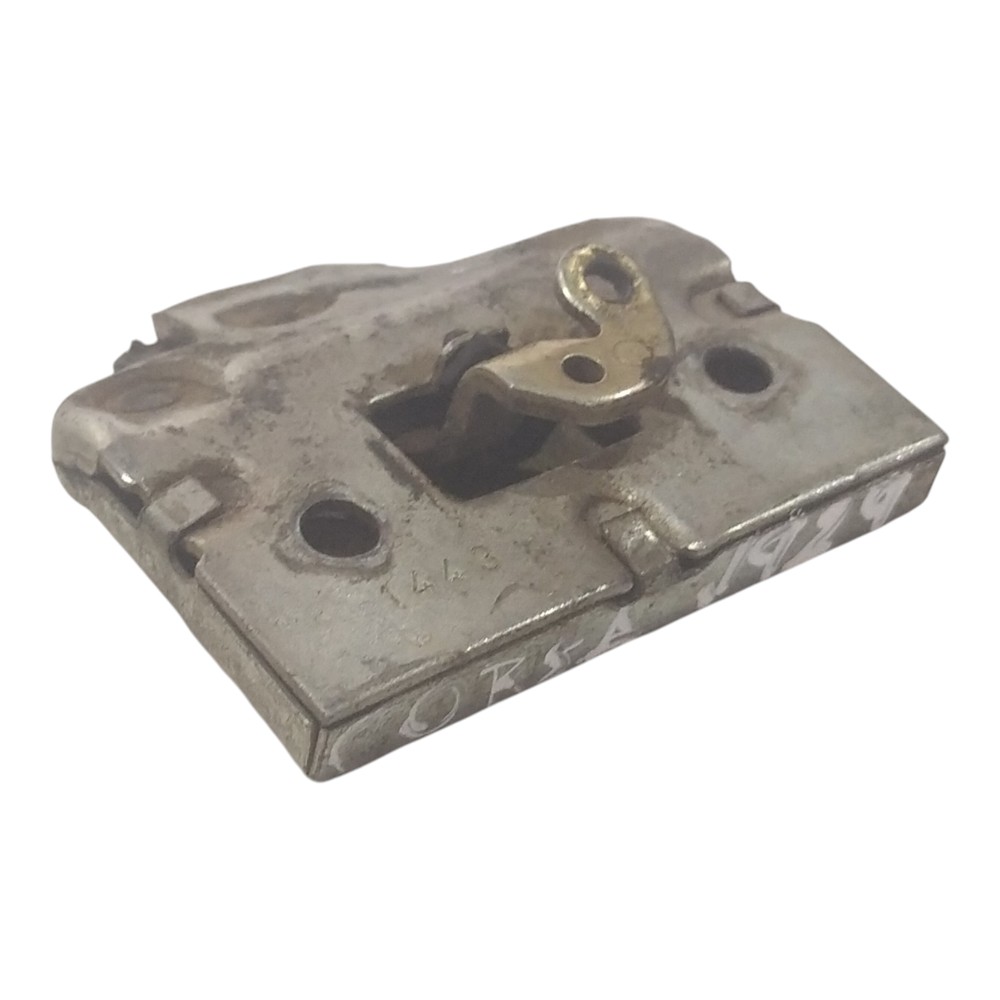 Fechadura Capô Tampa Dianteira Chevrolet Corsa 1995 a 2005 1