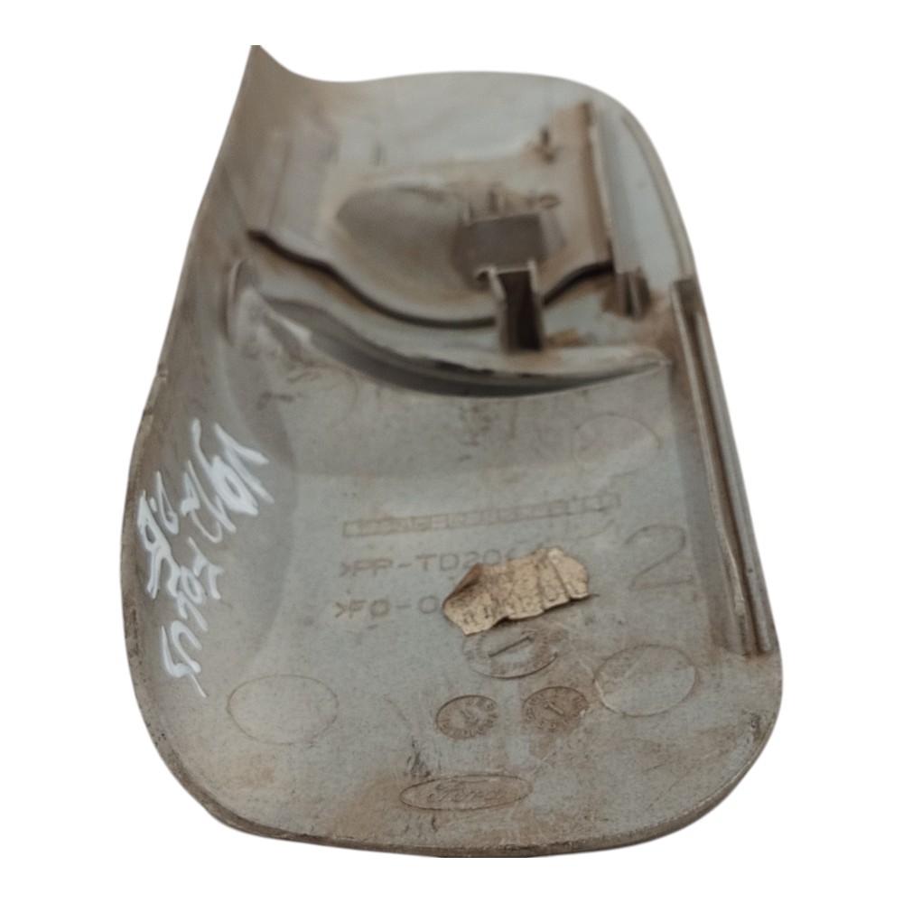 Moldura Cinto Central Dianteira Esq Avaria Focus 2001 A 2008 6