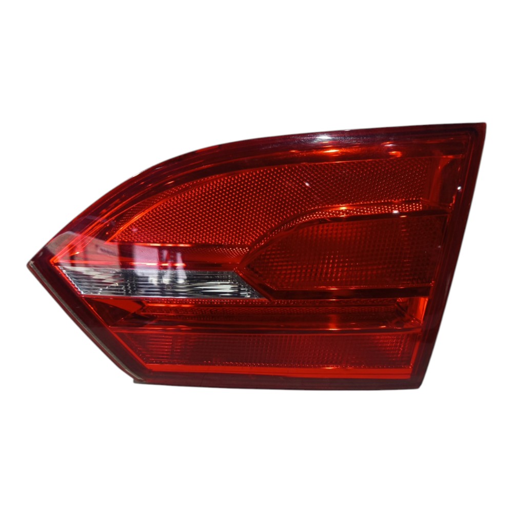 Lanterna Tampa Traseira Direita Volkswagen Jetta 2011 A 2017 1