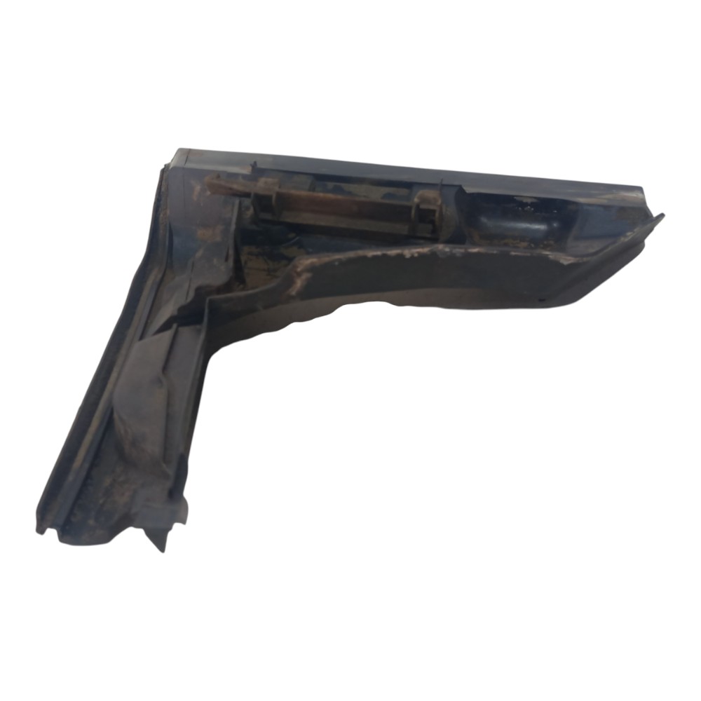 Moldura Direita Suporte Churrasqueira Renault Clio 2003/2008 7