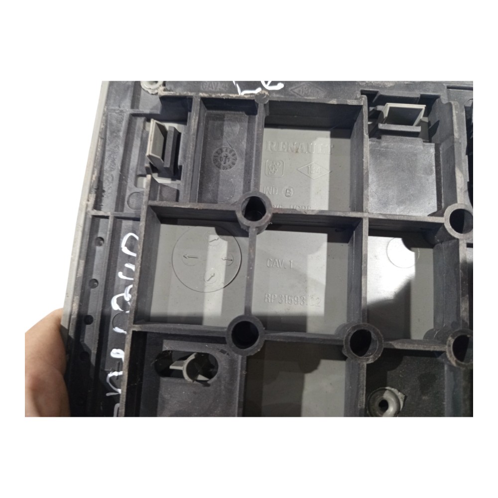 Tampa Porta Treco Assoalho Renault Scenic 2003 2004 A 2010 7