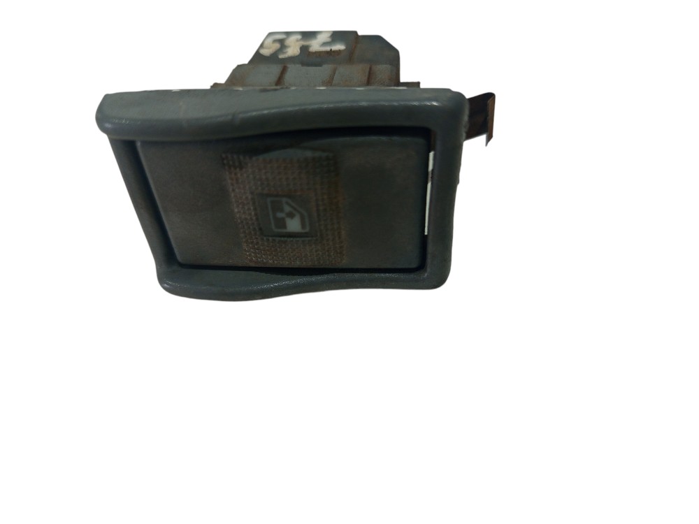 Interruptor Vidro Elétrico Direito Santana 1999 2000 A 2006 1