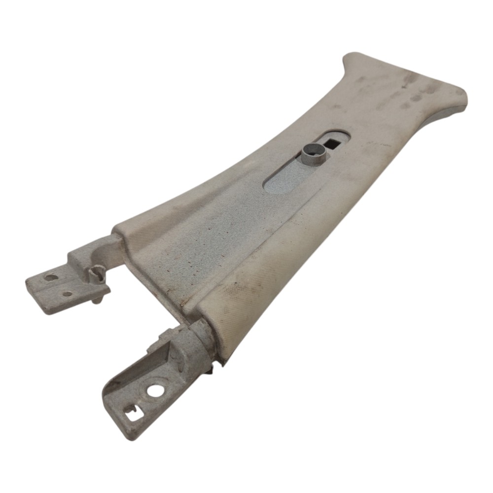 Mondura Coluna Central Esquerdo Fiat Punto 2009 2010 A 2015 4