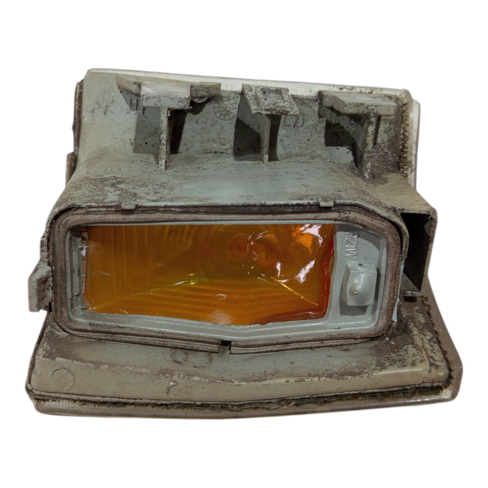Farol Posição Seta Dianteiro Direito Fiat Uno 1996 97 A 2004 Direito/passageiro 2