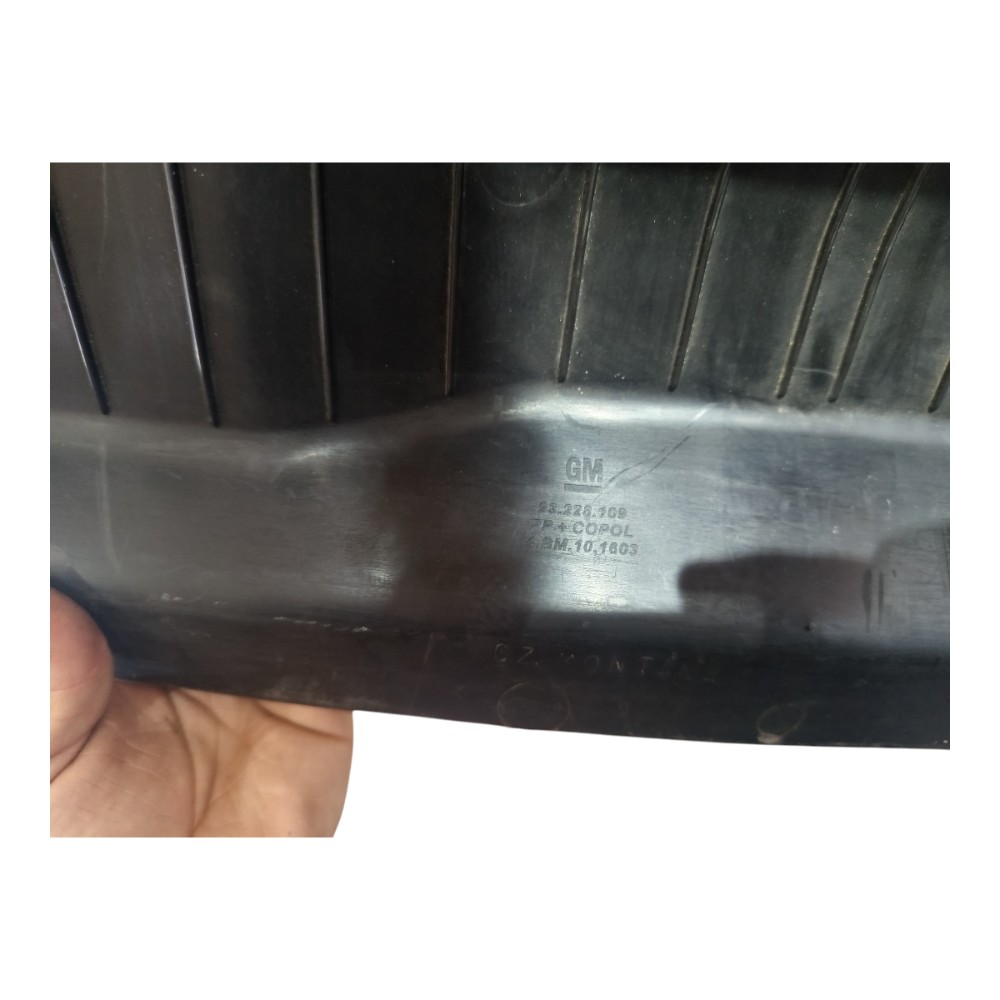 Acabamento Soleira Moldura Porta Malas Gm Corsa 1998 A 2002 Preto 6
