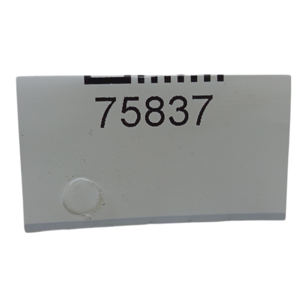 Moldura Tampa Painel Lado Direito Hyundai I30 2009 A 2012 7