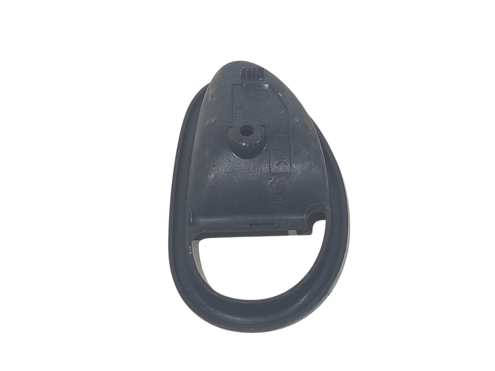 Maçaneta Porta Traseira Direita Fiat Palio 1997 1998 A 2005  Traseira 2